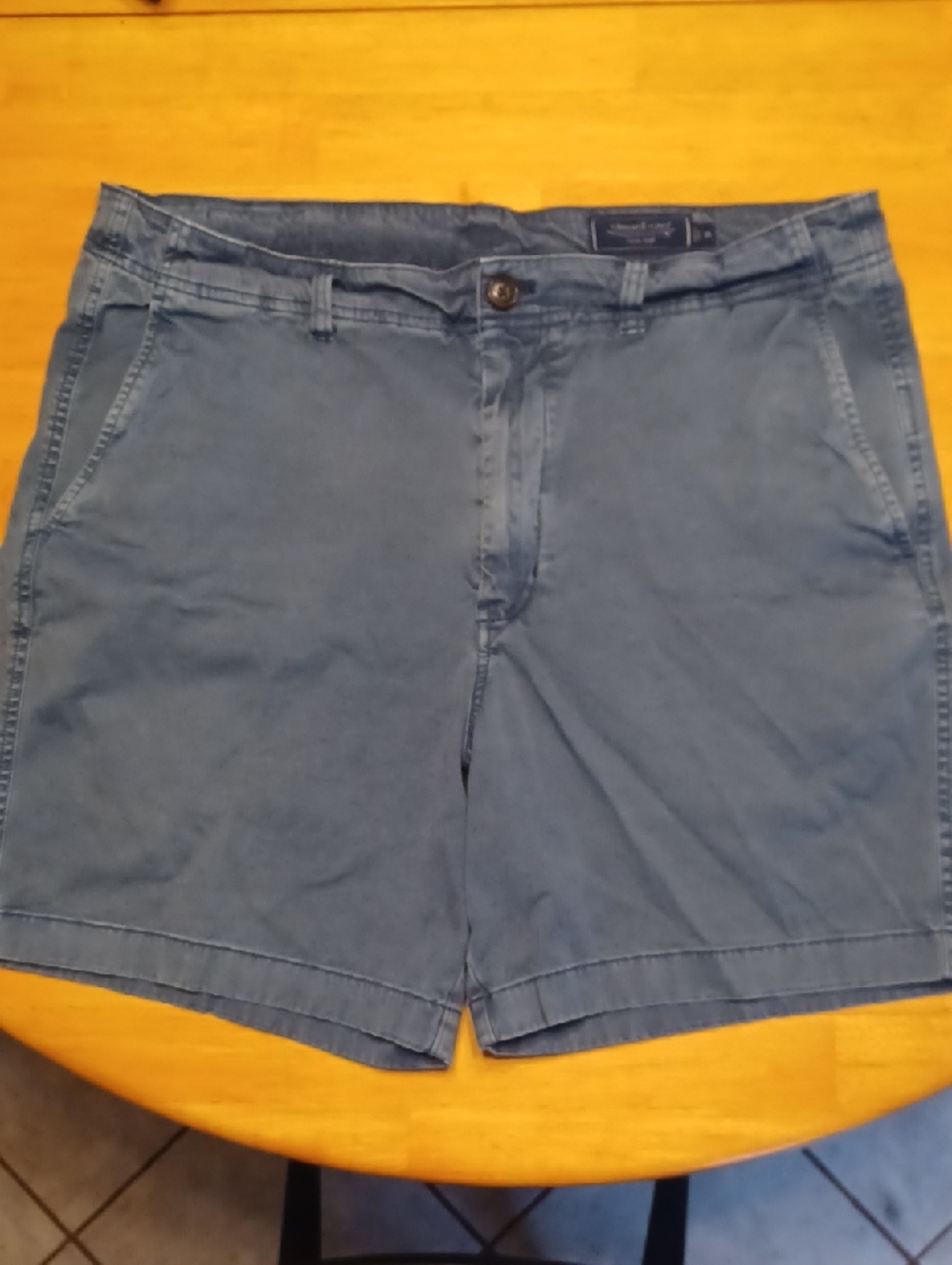 Vineyard Vines Men's Light Blue Flat Front Chino Shorts Size 35
